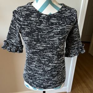 Banana Republic top with ruffle detail on sleeves